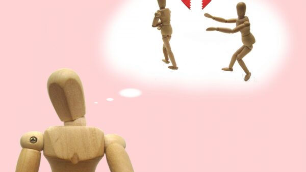 彼氏との関係に不安を感じて泣くのは、破局への道をたどってる