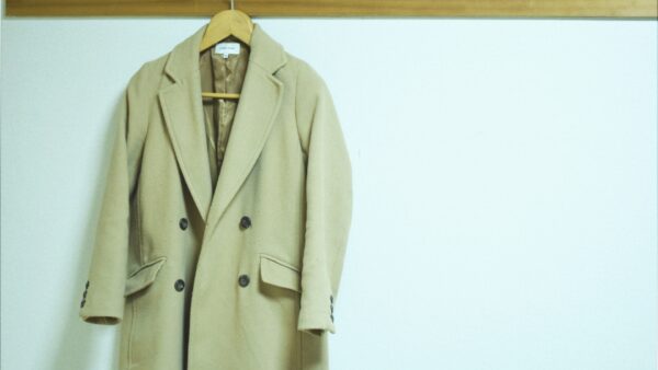 ウール素材についた毛玉をコートなどから上手に取る除去方法