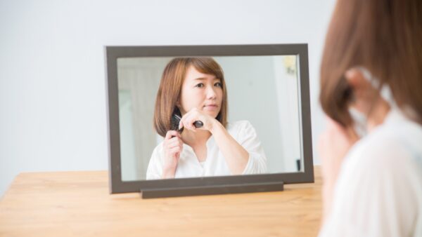 髪型で印象は大きく変わりますね。その心理も紹介します