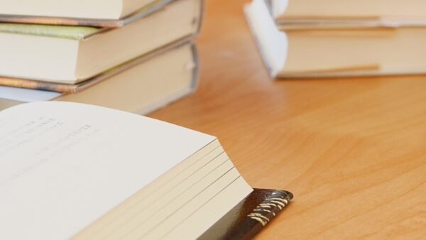 本を選んだ理由も？読書感想文によって大学が求めるものとは