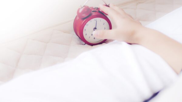 朝起きる方法ならコレ！アラームが聞こえない人必見です！
