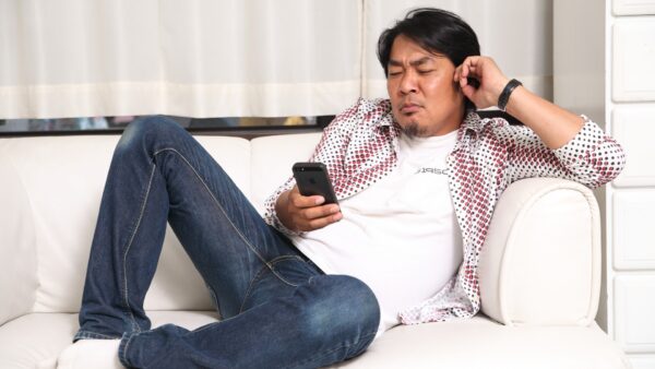 休日の仕事メールは失礼？緊急のときは？気を付けたいマナー