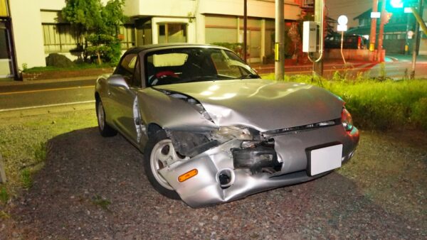 代車を借りていて事故を起こした場合の責任について
