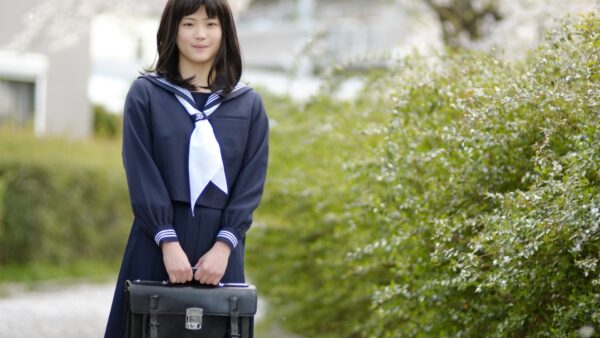 クラスで可愛い子はモテる！モテる女子の特長を紹介します！