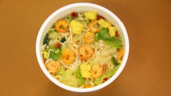 カップ麺の残ったスープの捨て方とは？みんなの意見を聞いてみた